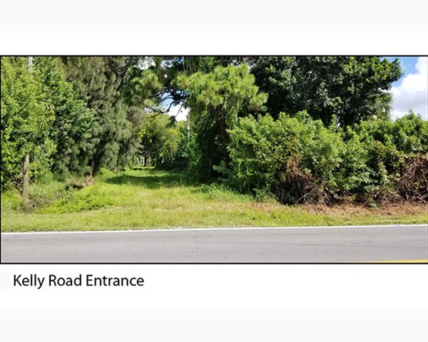 15785 McGregor Blvd, Fort Myers, FL 33908